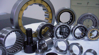 滚针轴承额微动磨损和那些因素有关？